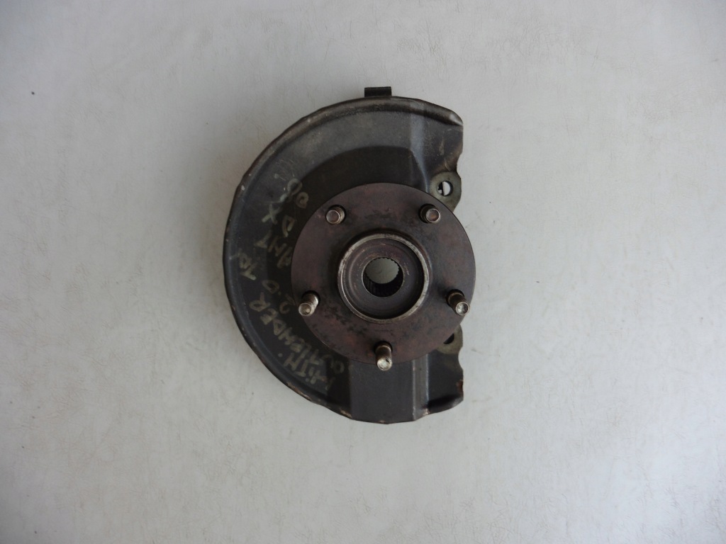 фото №1, Поворотный кулак ступица правый перед mitsubishi outlander ii 2,0 did 2008r