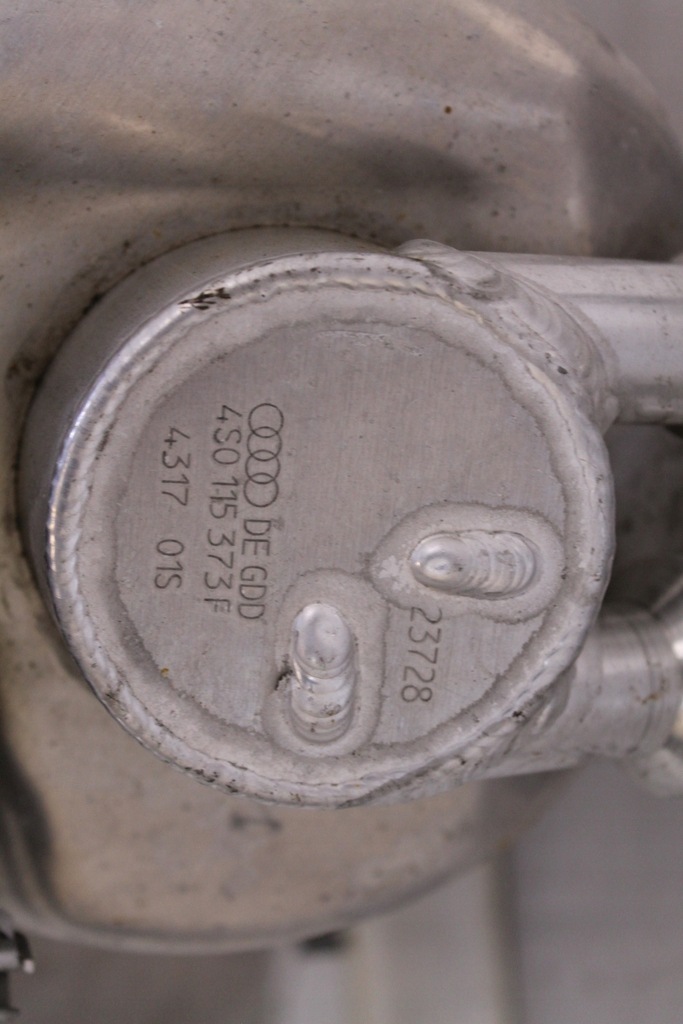 фото №6, Audi r8 ii 16r- 5.2 fsi v10 бак поддон масла