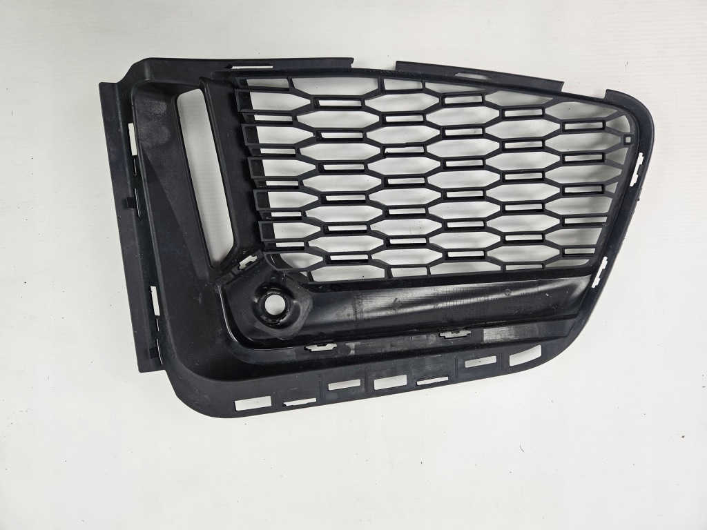 Bmw 7 g11 рестайлинг  m набор 2018 - 2022 решётка бампера перед правый  pdc 8074002 в Украине