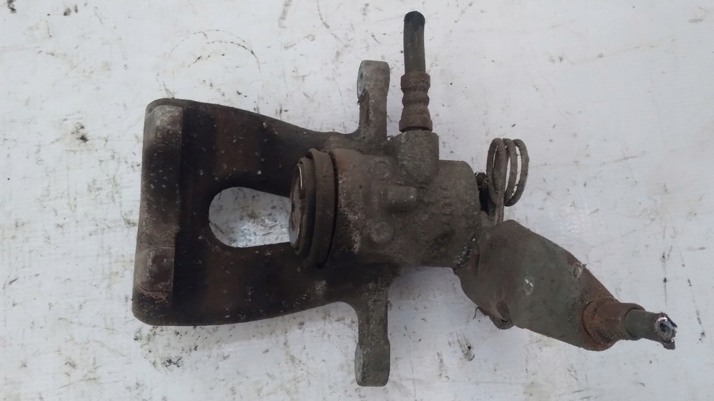 фото №2, Alfa romeo 159 3.2 v6 суппорт правый задняя