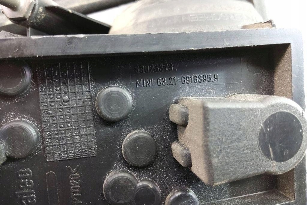 фото №10, Лампа права задня mini cooper r50, r53 89023373 1.6l бензиновий 2003