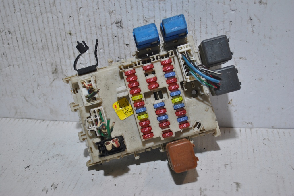 фото №8, Коробка предохранителей primera p12 24350av700