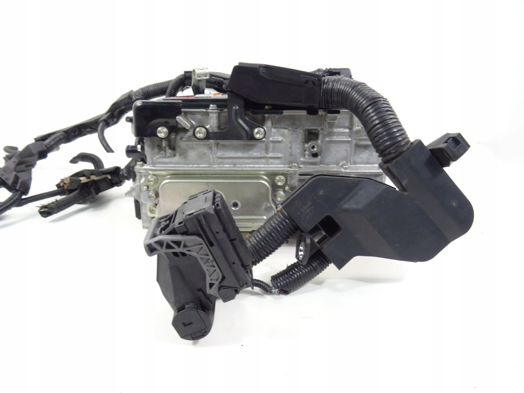 Купить Lexus ux 250h 2.0 гибрид конвертер g9200-76060