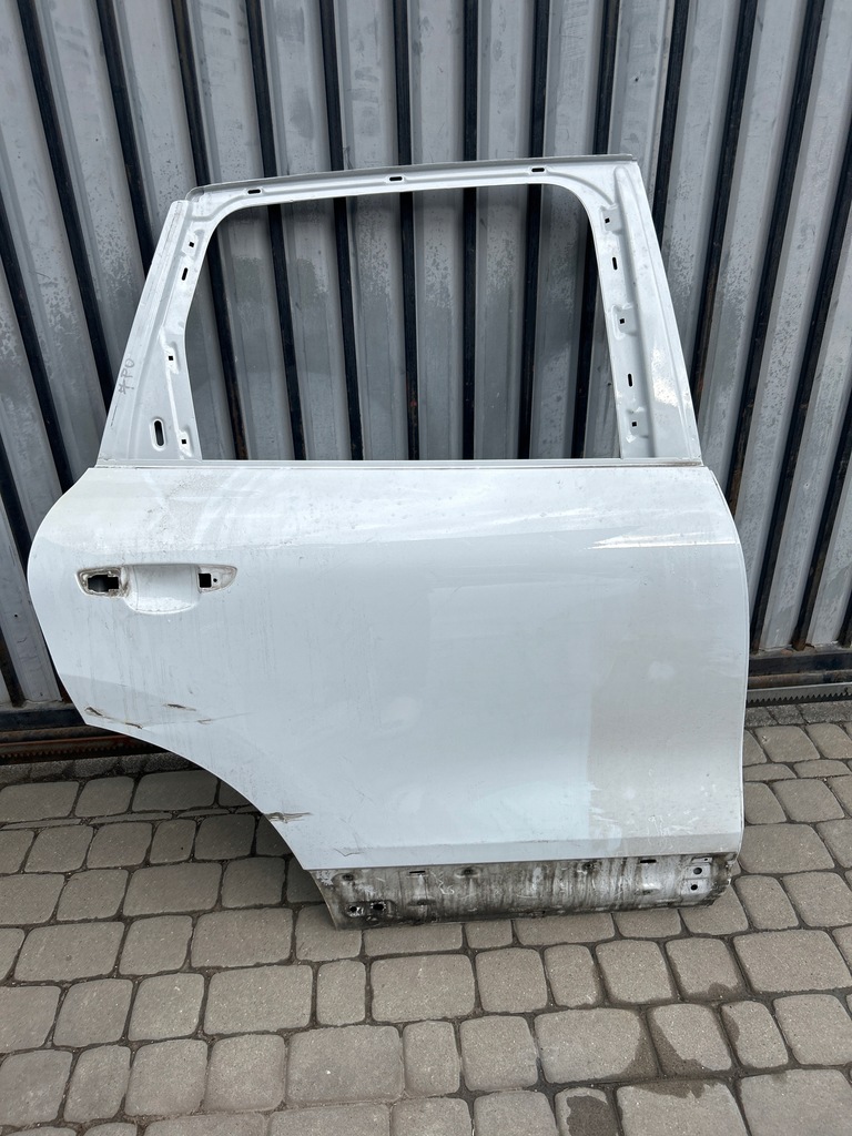 фото №1, Porsche cayenne двері праве задня 7p0833312