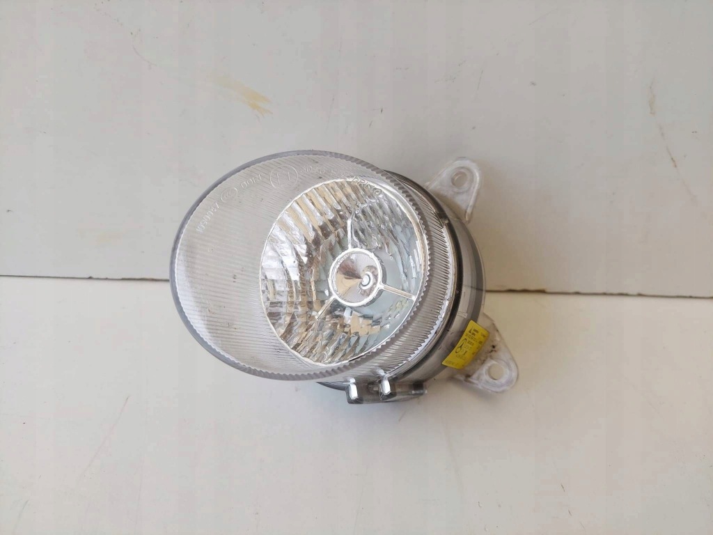 фото №1, Mercedes a-klasa 176 противотуманная фара левый 0999060151 оригинал