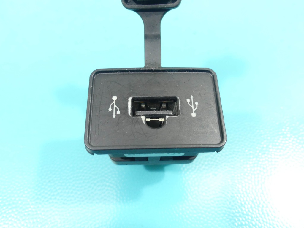 фото №3, Разъём port usb alfa romeo 159 156074010