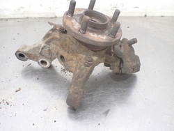 фото №3, Поворотний кулак ступиця правий перед toyota avensis t25 2.0d4d