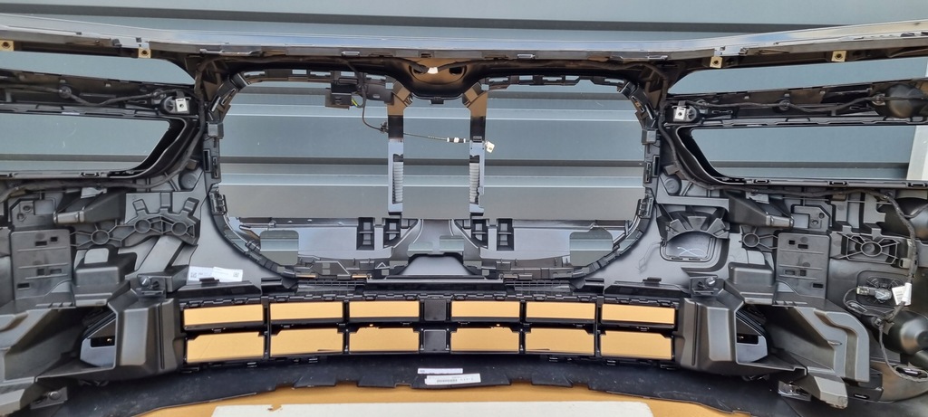 фото №9, Bmw 7 i7 g70 бампер перед оригинал a159