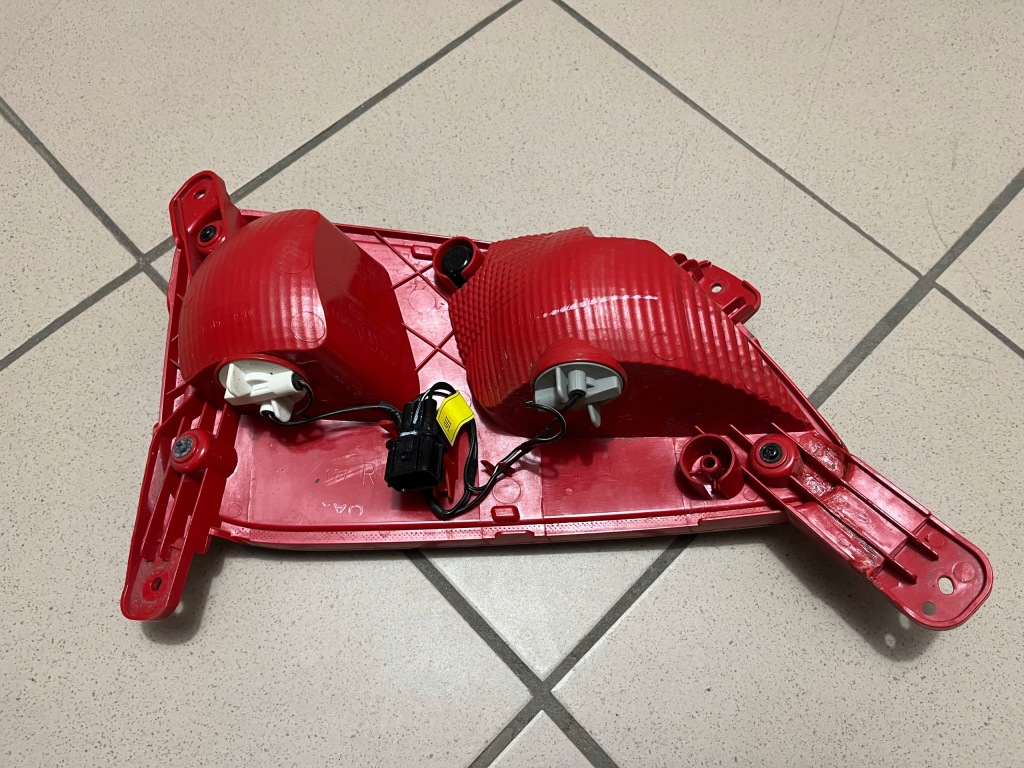 фото №15, Hyundai kona лампа w бампер задня задня права