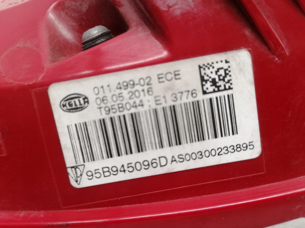 фото №8, Porsche macan 95b лампа задняя правая led оригинал europa 14-18