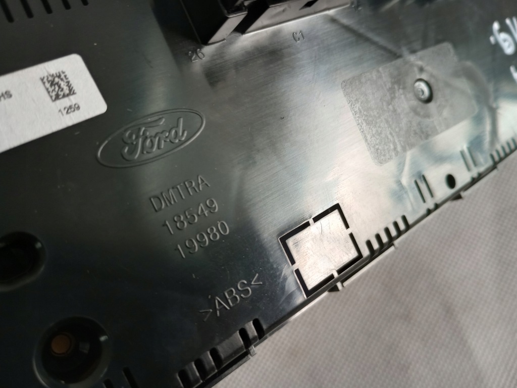 фото №8, Ford fiesta mk8 2019 панель обдув кондиціонера