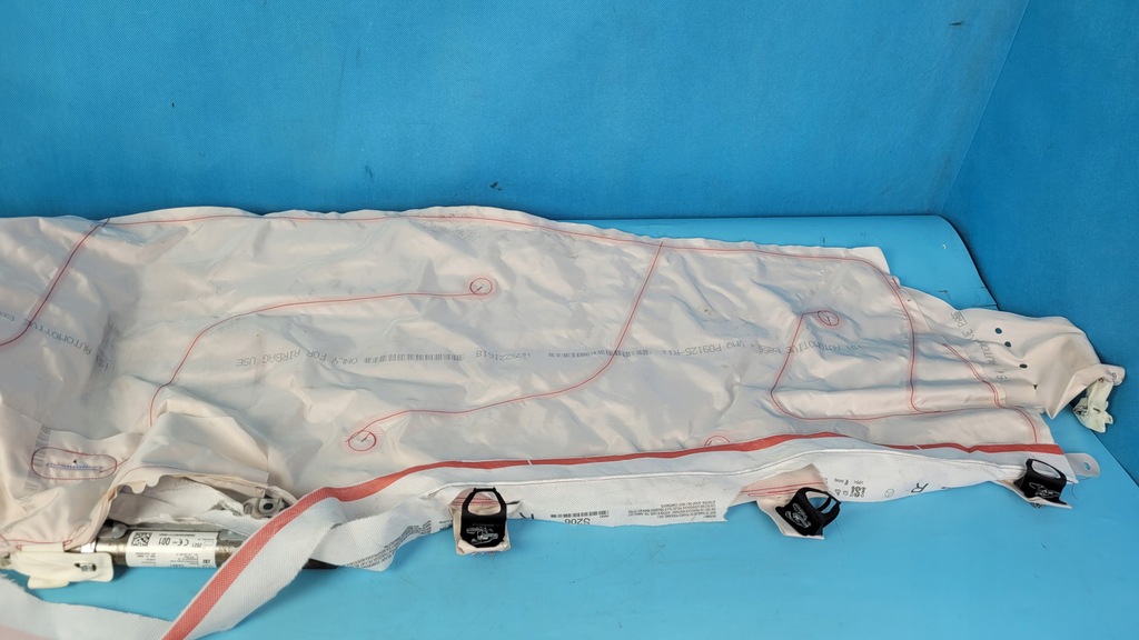 фото №9, Mercedes w206 c220 21r шторка безопасности подушка безопасности правая kombi a2068603502