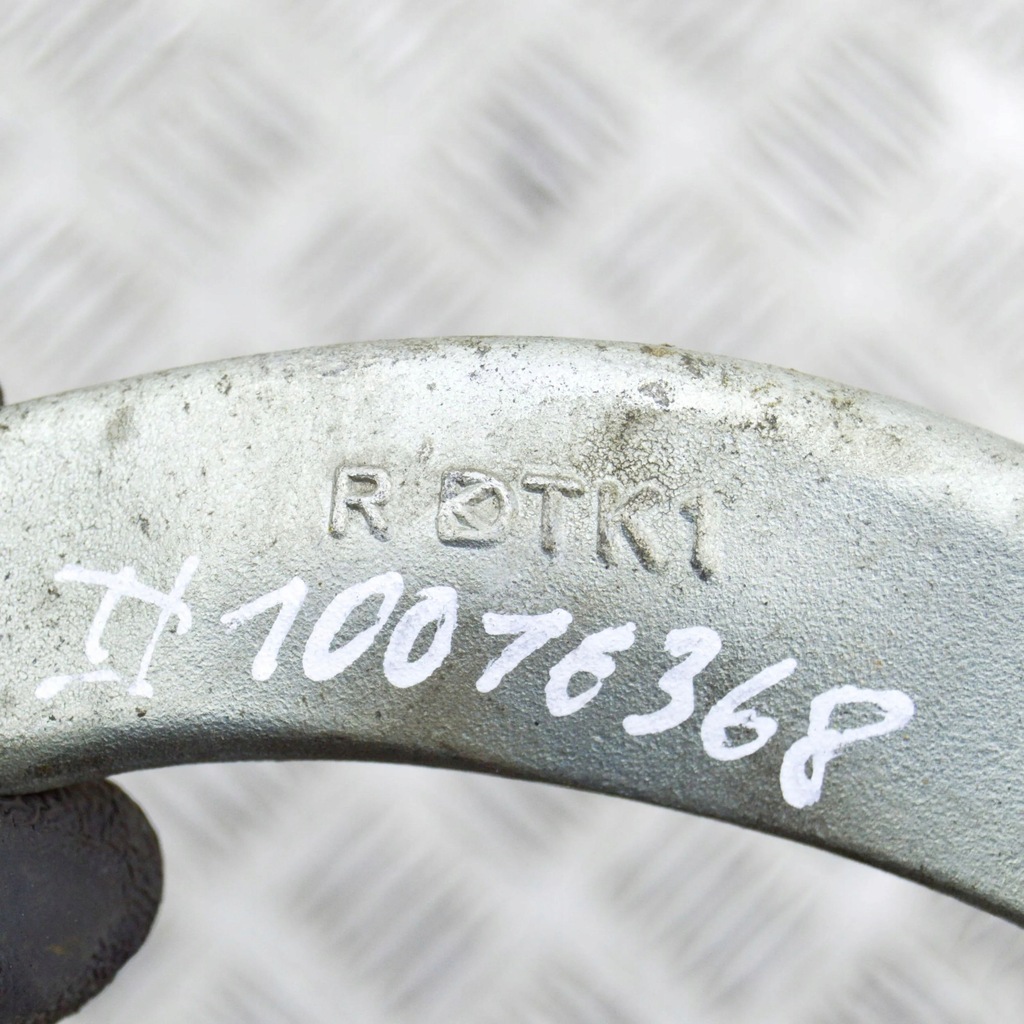 фото №7, Maserati levante 2020 права сторона тяга кермовий