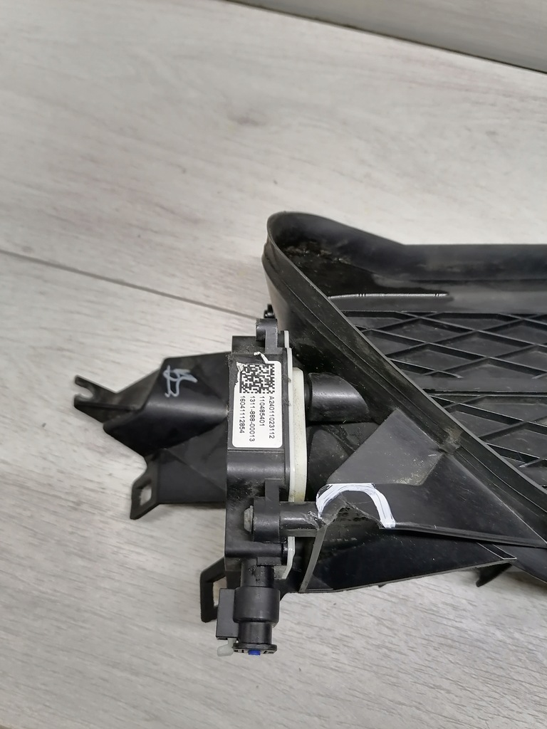 фото №8, Tesla s впуск жалюзі повітря ліва 1057851-00-h