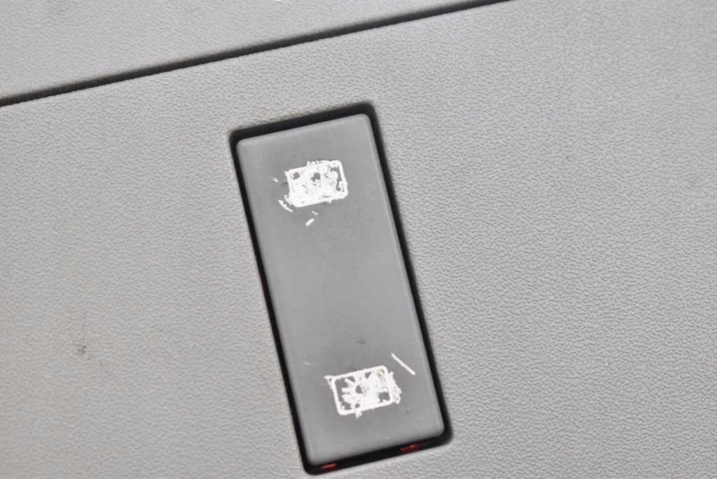 фото №11, Лампа освітлення салону перед 13166476 opel corsa d lift 10-20