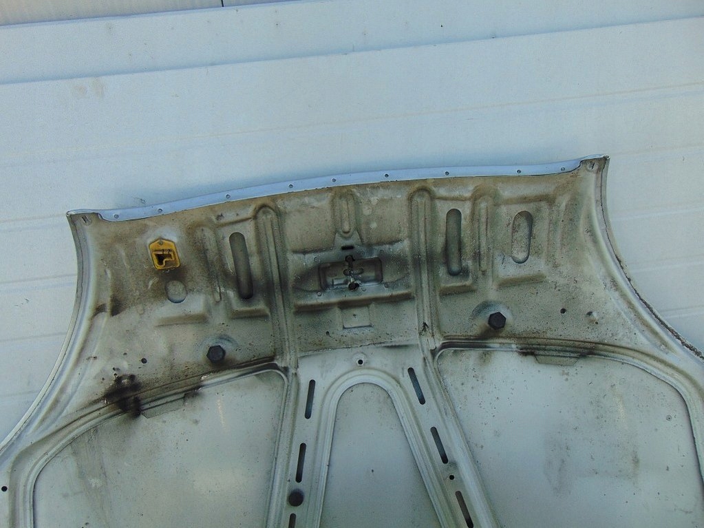 фото №9, Ford puma 1.7 125km 98 капот