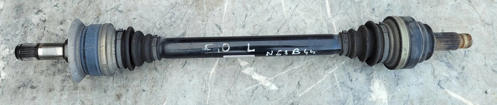 фото №1, Привідний вал лівий задня задня bmw f10 f11 7581023