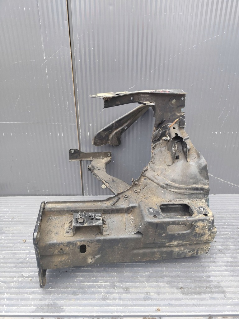 фото №1, Audi q3 83a чверть лонжерон перед права