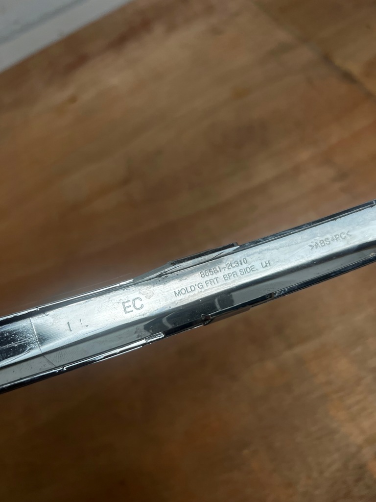 фото №12, Hyundai elantra iv 4 kombi молдинг хром бампера перед лівий 86581-2l310