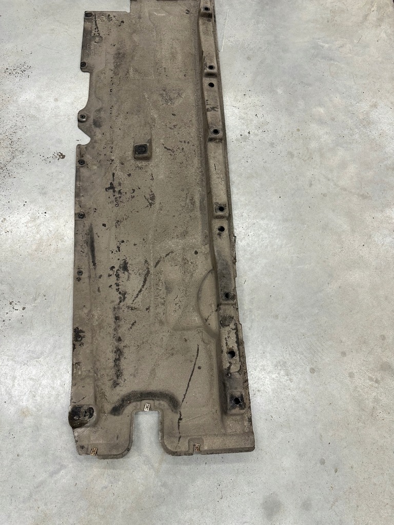 фото №6, Плита защита подвеска правая a6 a7 c8 оригинал 4k0825208