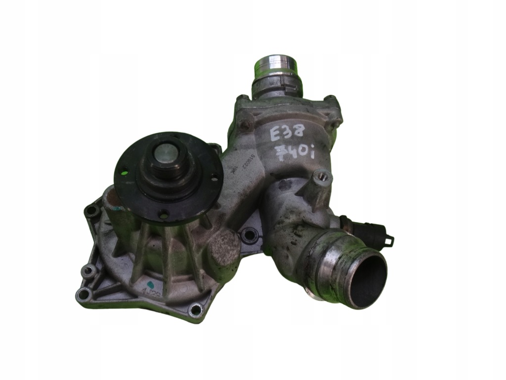 Купить Насос воды термостат bmw e38 740 i