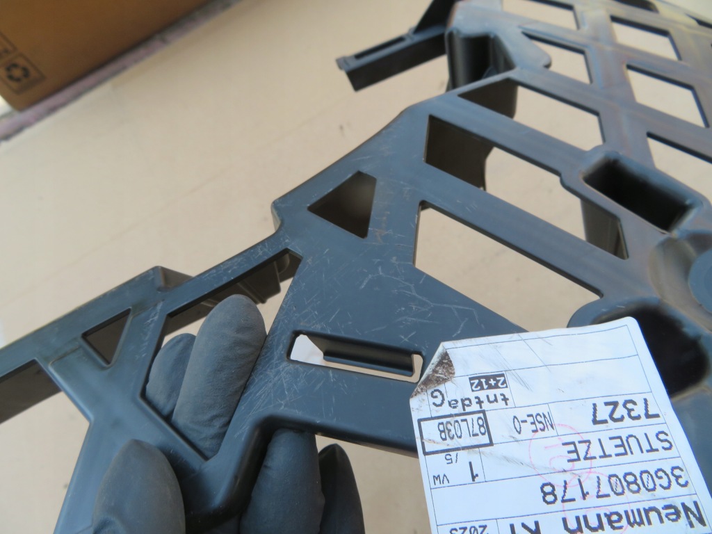 фото №5, Vw passat b8 r-line направляющая бампера правый перед