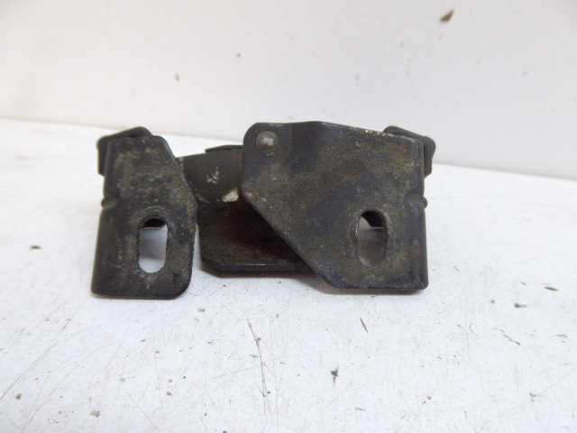 фото №1, Xsara i 97r- засов крышки багажника задняя