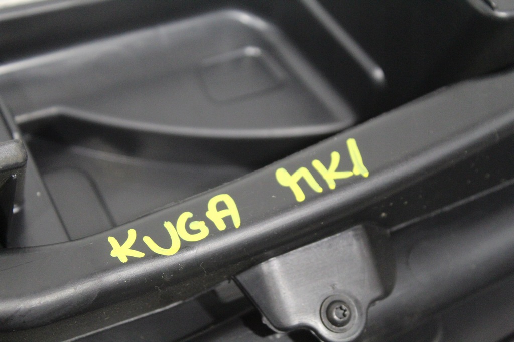 фото №5, Жабо панель приладів консоль ford kuga mk1 8v41-18a612a