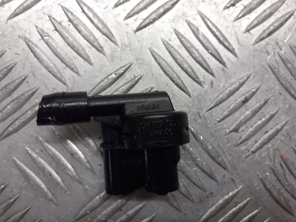 фото №1, Клапан вакууму seat cordoba ii 1.4 036103175c