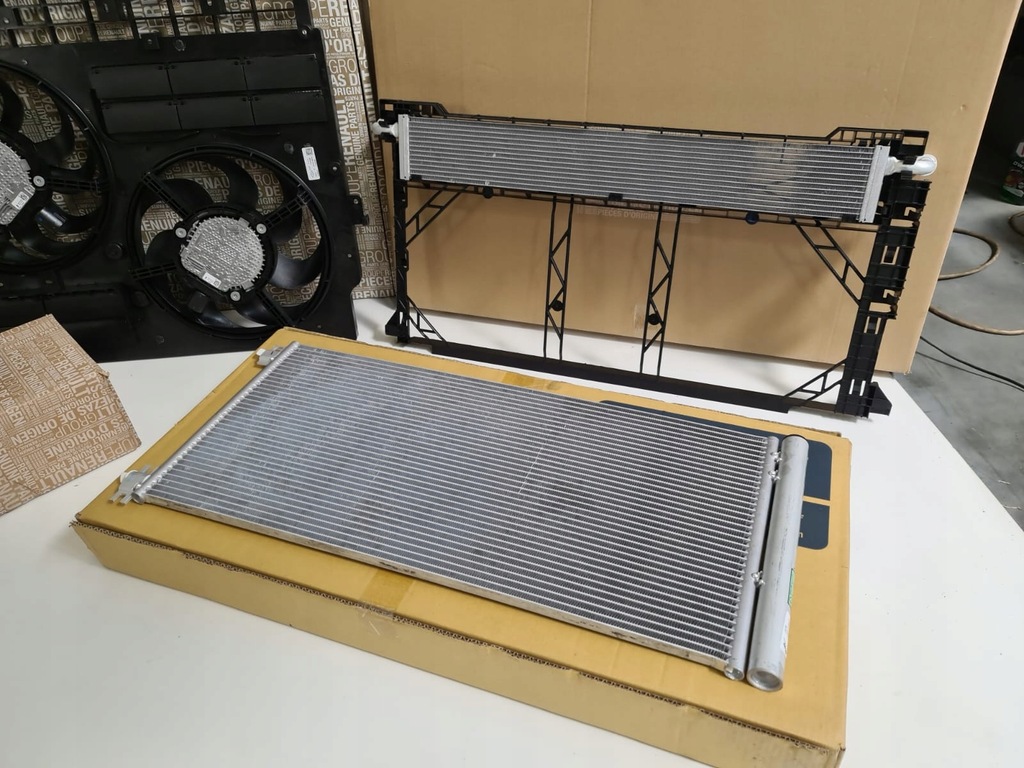 фото №1, Рамка з радіатор renault trafic iii lift 2.0