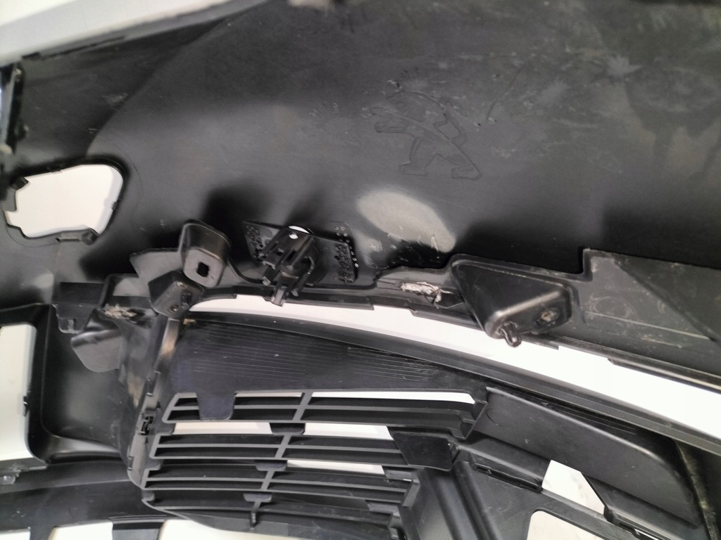 фото №12, Бампер передній перед peugeot 308 t9 ii lift 17- gt
