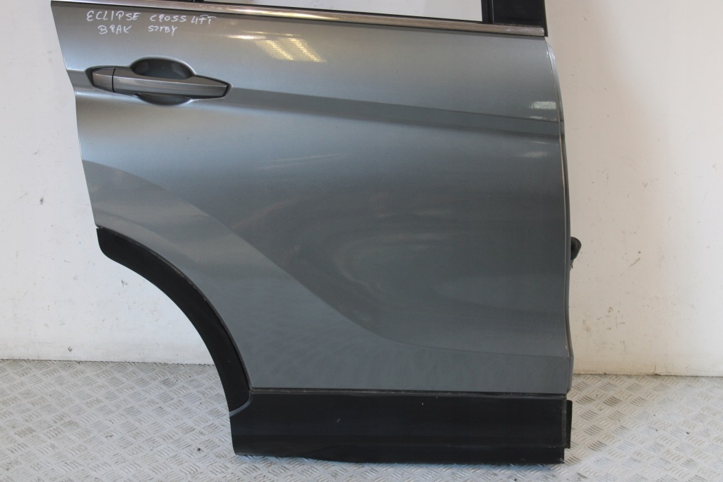 фото №2, Дверь правый задняя правое задние eclipse cross lift