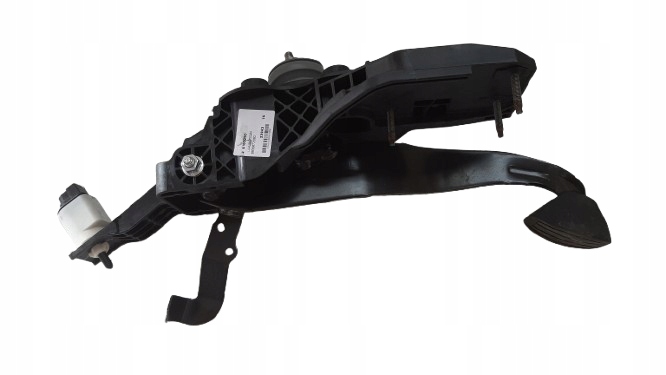 фото №1, Proace ii 20r jumpy vivaro c педаль тормоза 9839872080