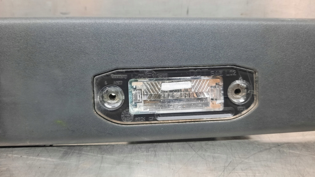 фото №5, Накладка задний крышки 30699743 volvo v70 iii 2.5t 07r fwd