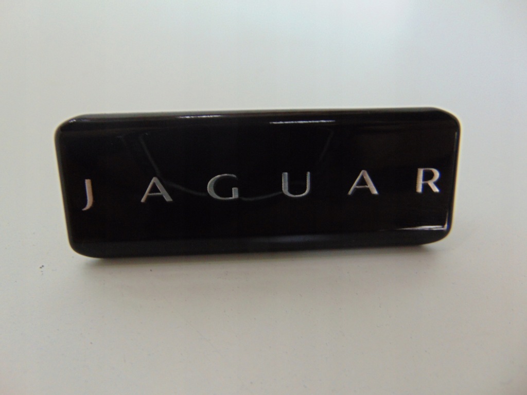 фото №1, Значок эмблема панели консоли jaguar xj x351