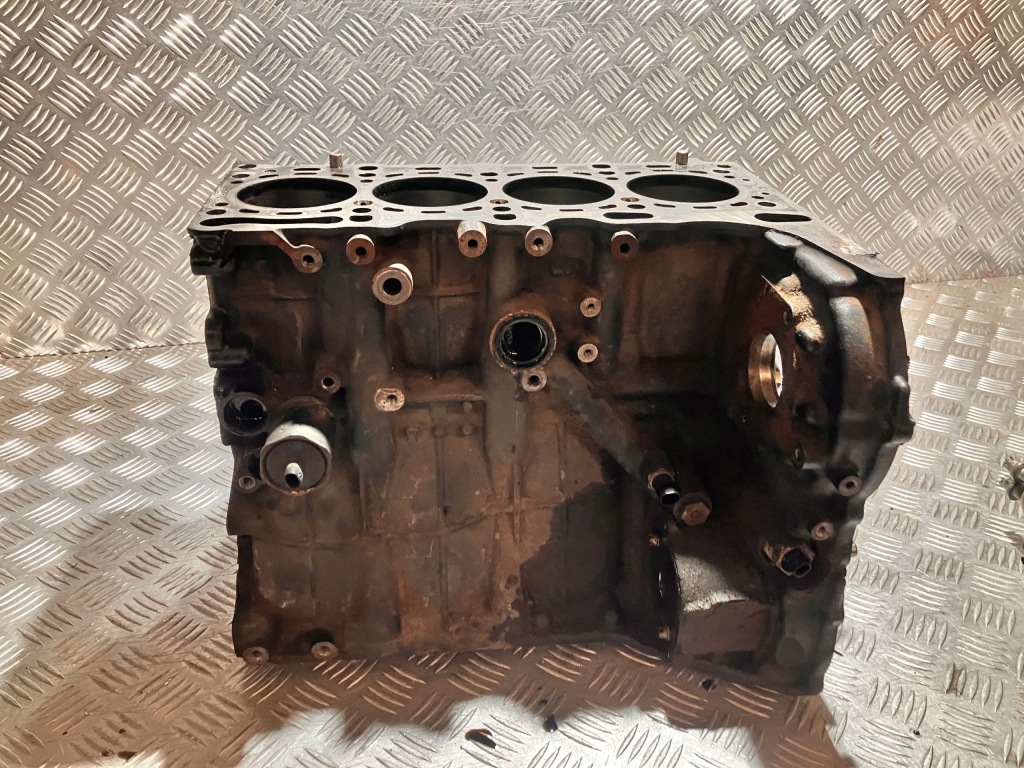 Блок двигуна mercedes gla x156 2.2 cdi 651930 Зі Шроту