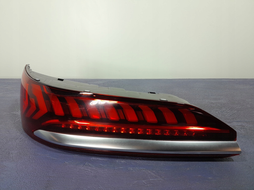Купить Audi q7 2 4m рестайлинг  фара задний левая w крышке  led задняя 4m0945307