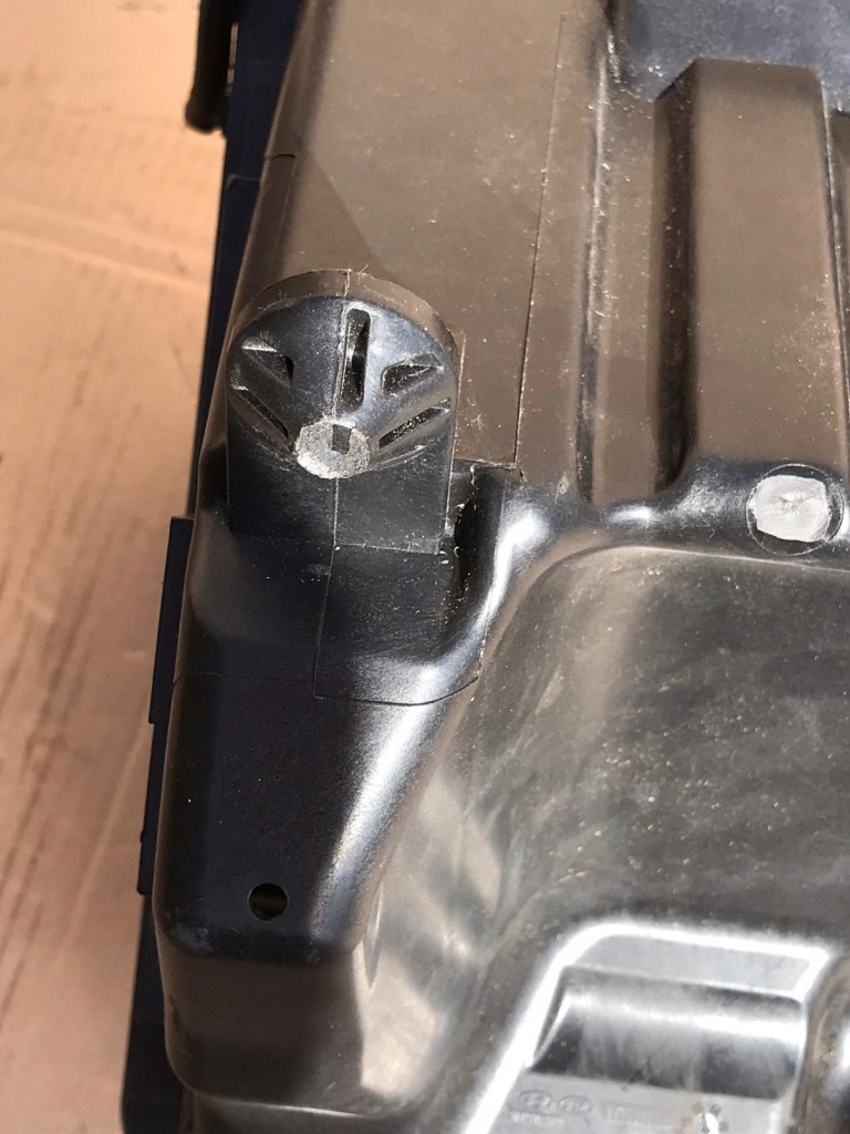 фото №3, Корпус фильтра воздуха - hyundai tucson