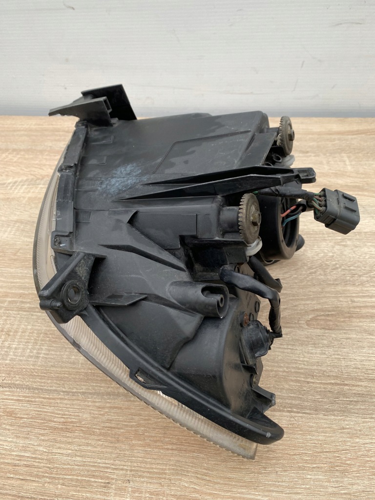 Фара фара правий перед mazda 2 2 1 5d hb + вкладиш - 3m71-13w029-ag Оригінал