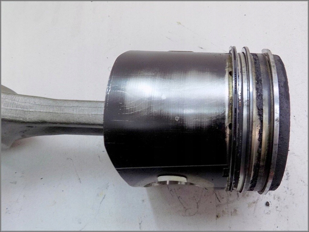 фото №5, Iveco eurotech 440km 2001r - поршень с шатун