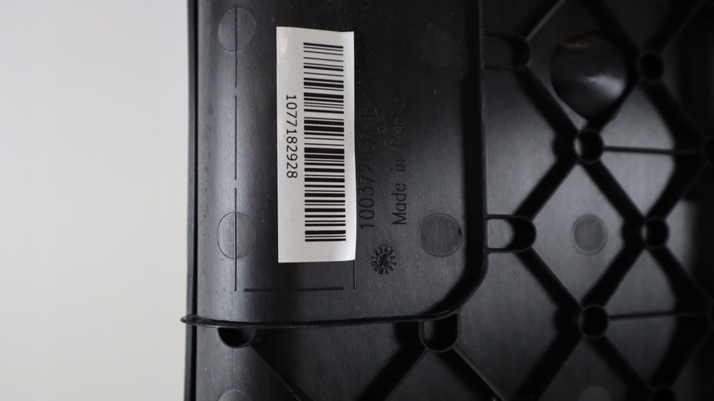 фото №9, Jaguar e-pace шторка крыша панорамного