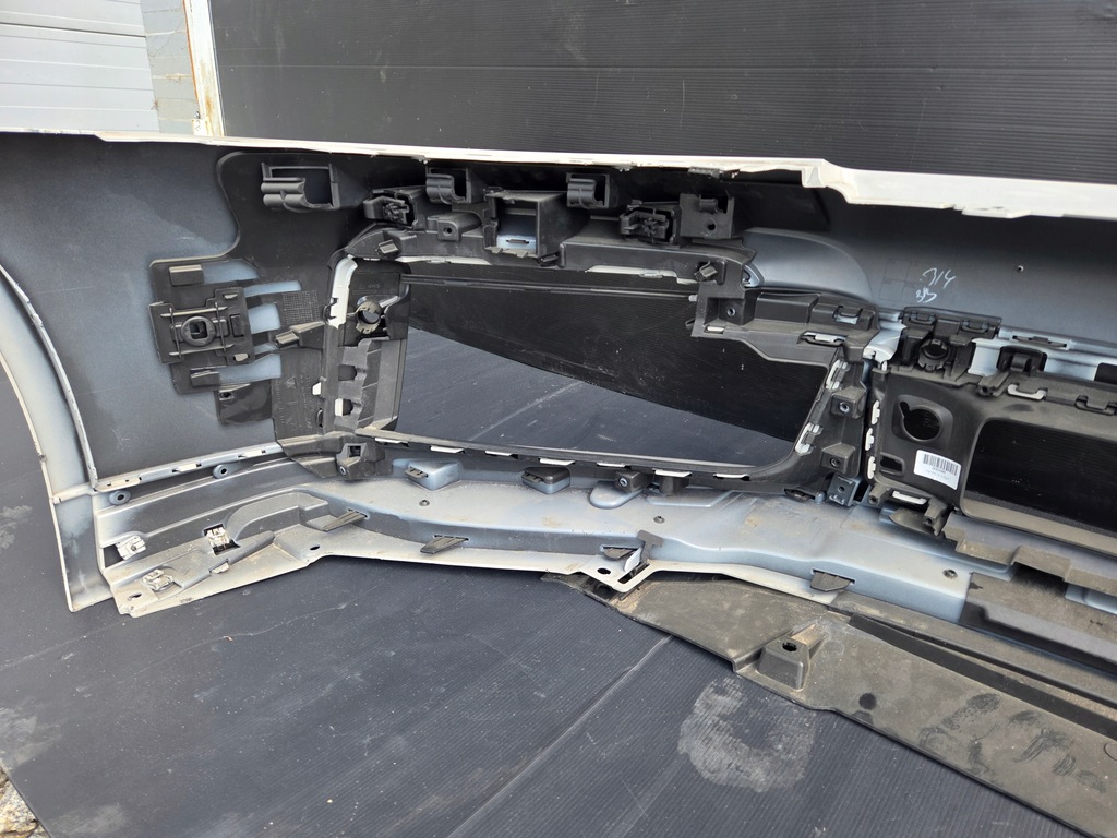 фото №8, Porsche 911 992 turbo s бампер перед передній спойлер 992807221f