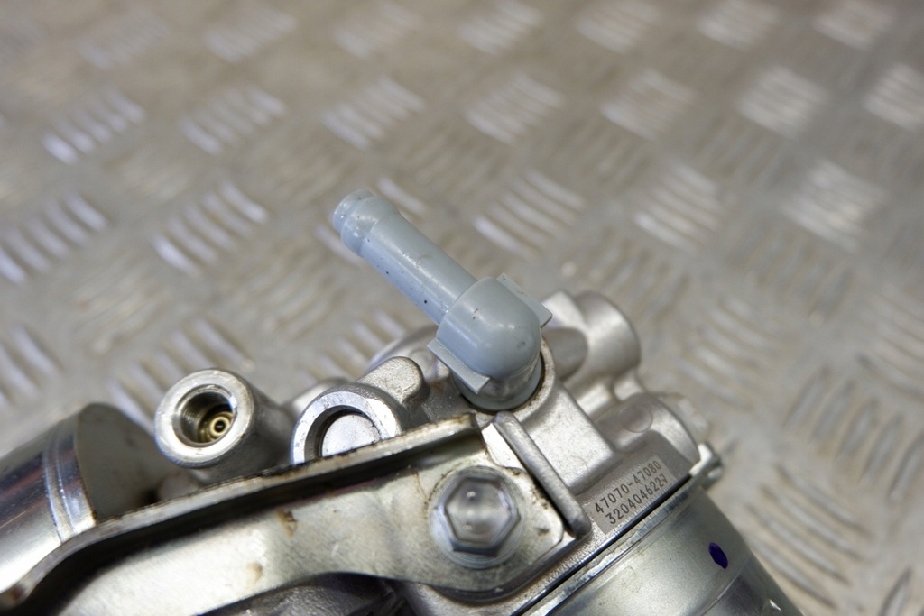 фото №8, Насос abs toyota corolla хетчбек _e21_ 4707047080 2.0l hybrid 132kw