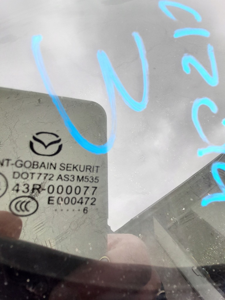фото №2, Mazda 3 скло кузовна