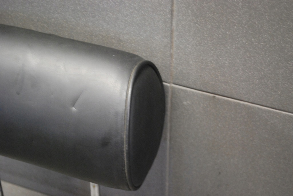 фото №9, Підголівник перед чорний audi a8 d2