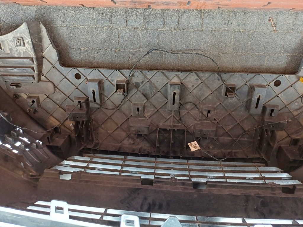 фото №7, Бампер перед peugeot 5008 i 1