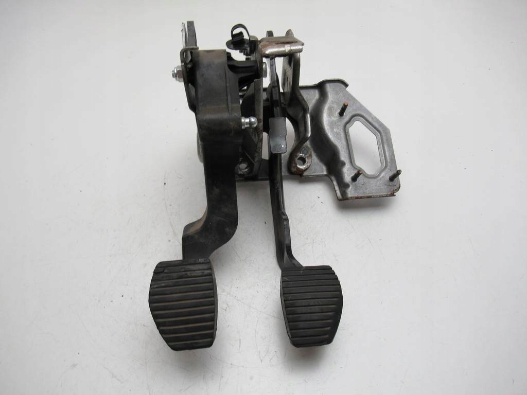 фото №6, Педали механическая коробка передач europa citroen ds3 10-16