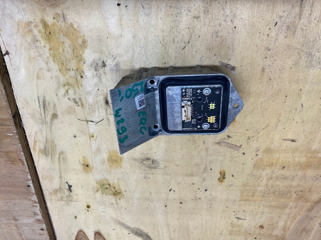 фото №1, Mercedes eqc w293 перетворювач модуль лампи