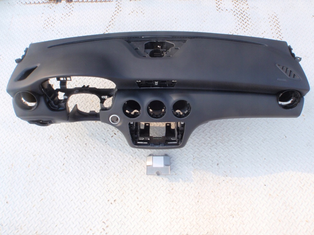 фото №6, Mercedes w176 a приборная панель приборная панель консоль подушки безопасности ремни