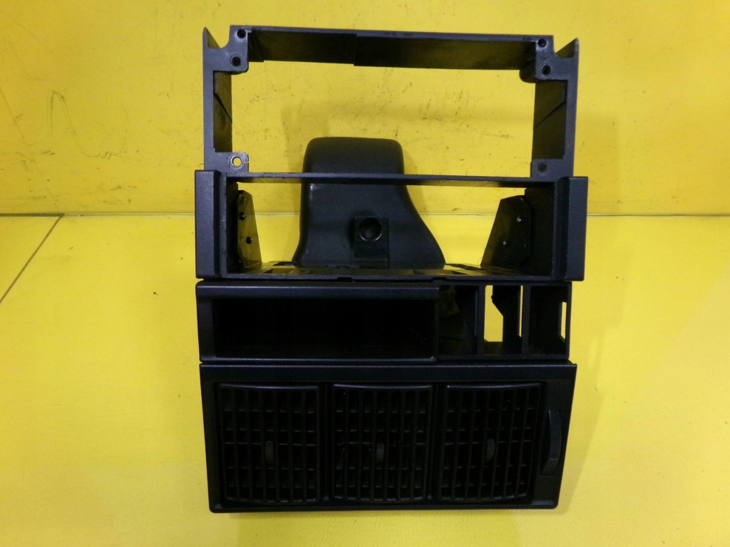 Купити Рамка радіо ґрати обдув audi 80 b3 893857183 nr143